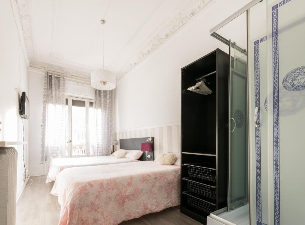 M&F 7 Rooms/7 Bathrooms Over Gran Via Madrid Ngoại thất bức ảnh