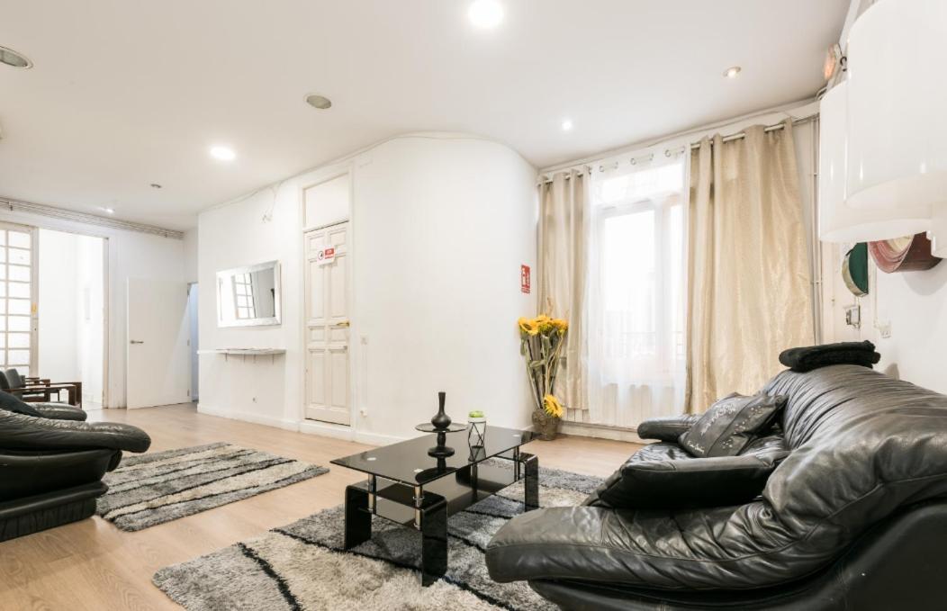 M&F 7 Rooms/7 Bathrooms Over Gran Via Madrid Ngoại thất bức ảnh