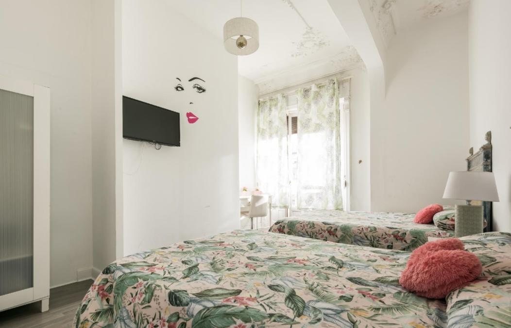 M&F 7 Rooms/7 Bathrooms Over Gran Via Madrid Ngoại thất bức ảnh