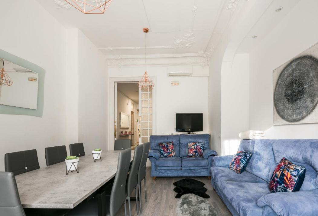 M&F 7 Rooms/7 Bathrooms Over Gran Via Madrid Ngoại thất bức ảnh