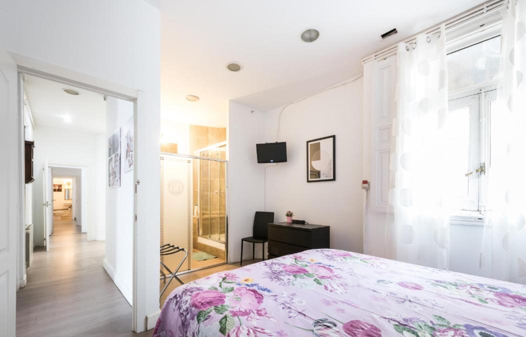 M&F 7 Rooms/7 Bathrooms Over Gran Via Madrid Ngoại thất bức ảnh