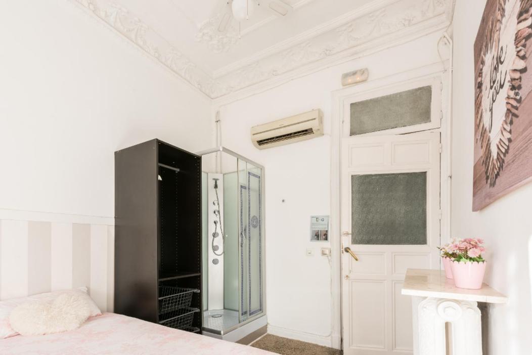 M&F 7 Rooms/7 Bathrooms Over Gran Via Madrid Ngoại thất bức ảnh